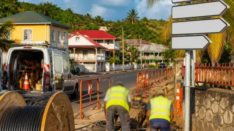 L'Autorité de la concurrence ordonne à Orange de suspendre son déploiement de la fibre à Mayotte